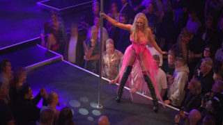 Sexhibition Ella